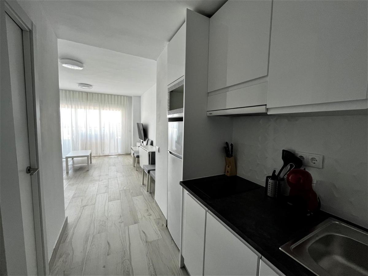 Ver853 - Estudio Con Terraza Vistas Al Mar, Piscina, Playa, Centro Torremolinos Exterior foto